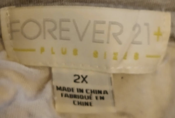 XXL FOREVER 21 Gray & White Bedazzled Cross T-Shirt