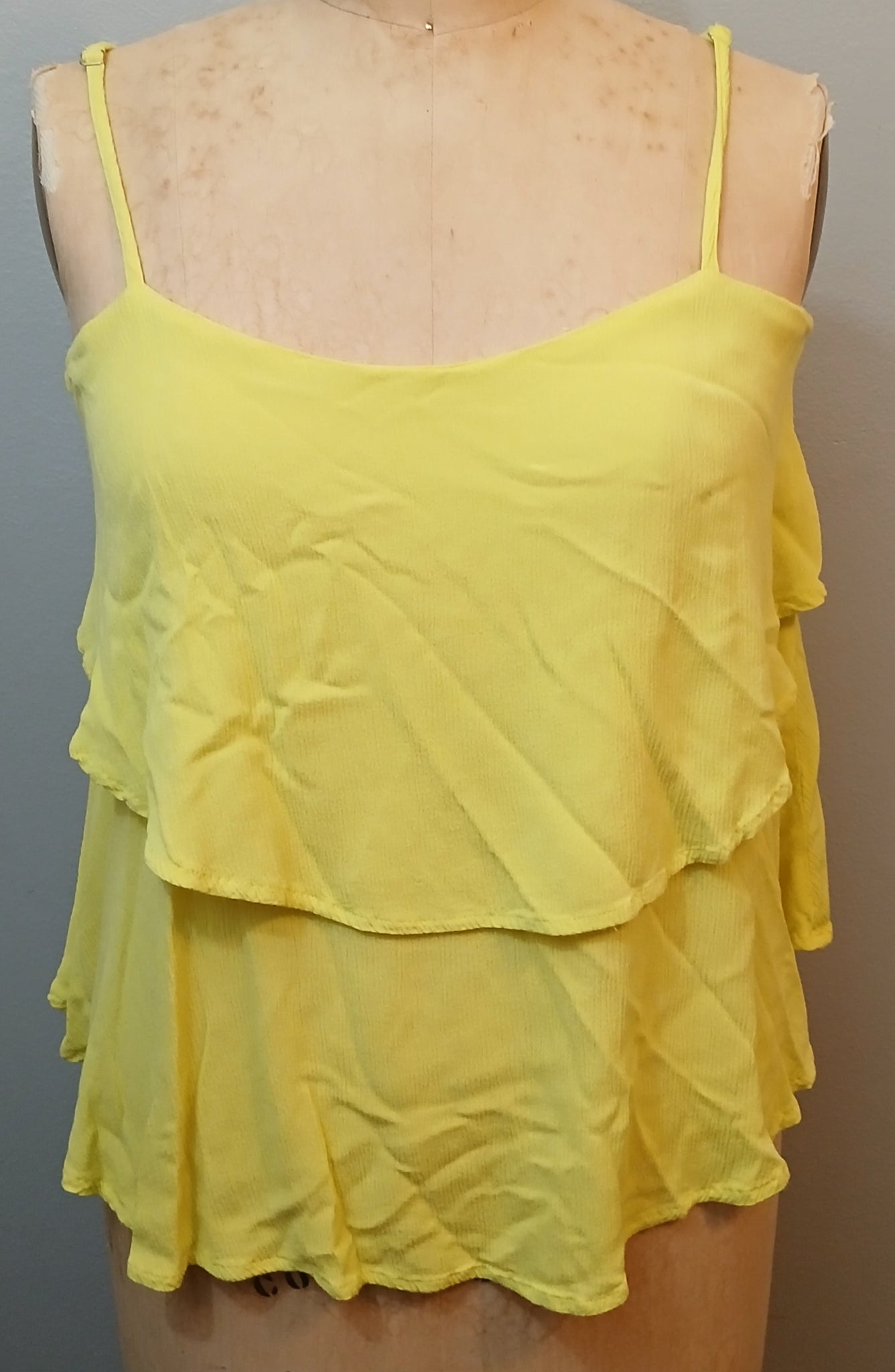 Size 0X FOREVER 21 Yellow Ruffled Tank Top