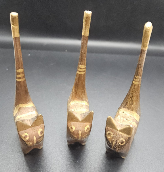Vintage Set of 3 Wood Folk Art Gold Tip Cats