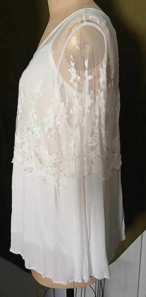 TORRID 4X White Lace Blouse w/ Built in Dress Tank Top