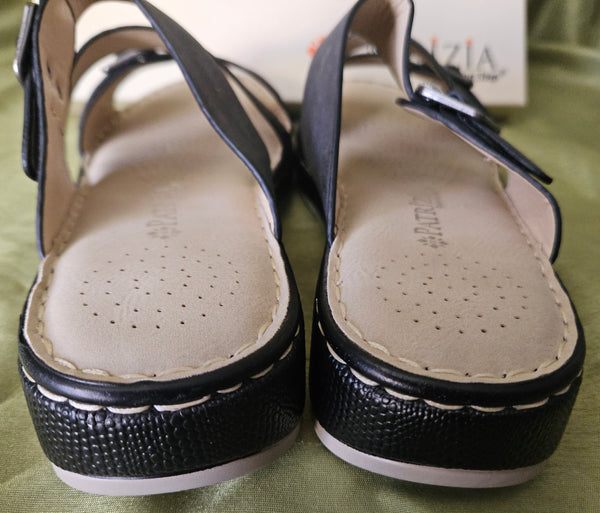 Brand New Size 7 1/2-8 PATRIZIA by Spring Step Black Sandals (38)