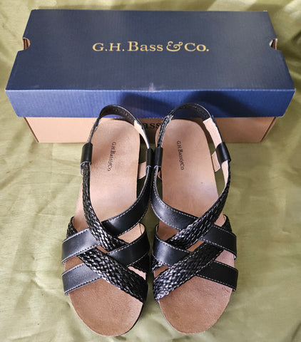 Brand New Size 7 1/2 G.H. BASS & CO Black Remy Sandals