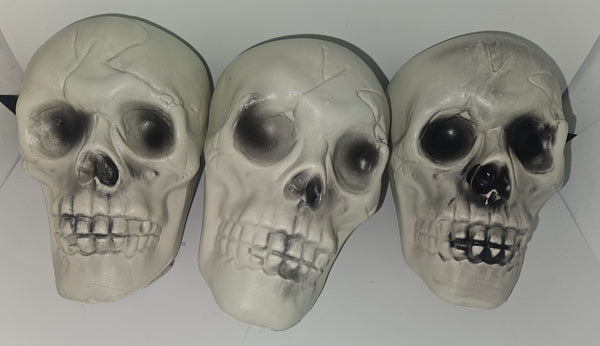 Lot of 7-Pc Halloween Decorations (Fake Hand / Foot, Chains & Skeleton Heads)