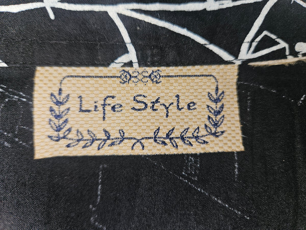 Size Large Women's Vintage LIFE STYLE Black Paris Theme Button Front Blouse w/ Sequence