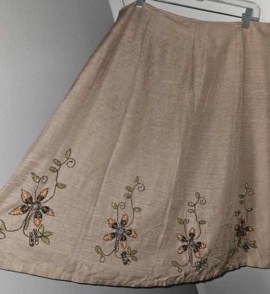 Size 12 SILKLAND Tan Embroidered & Beaded 2-Pc Vintage Skirt Suit