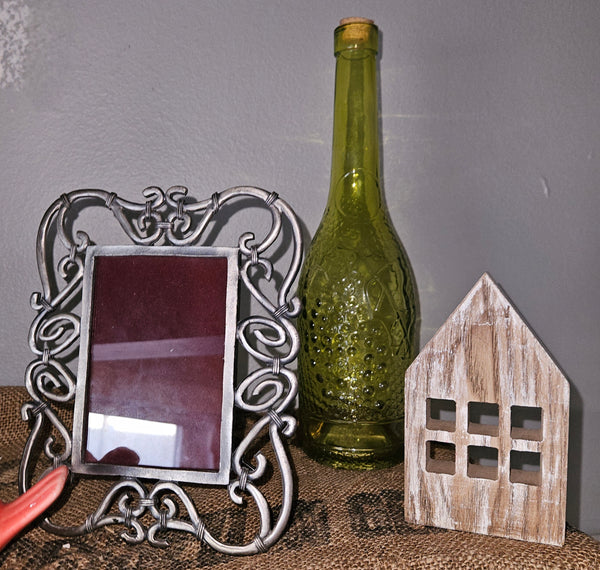 Shelf in a Box - 19 Piece White Floral Garden Theme