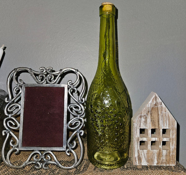 Shelf in a Box - 19 Piece White Floral Garden Theme