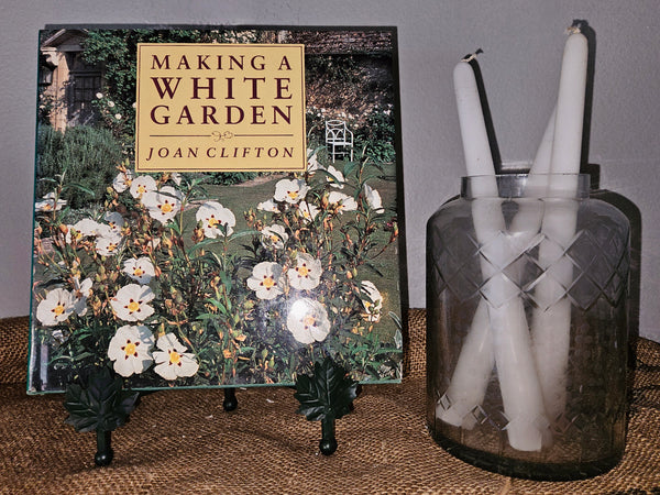 Shelf in a Box - 19 Piece White Floral Garden Theme