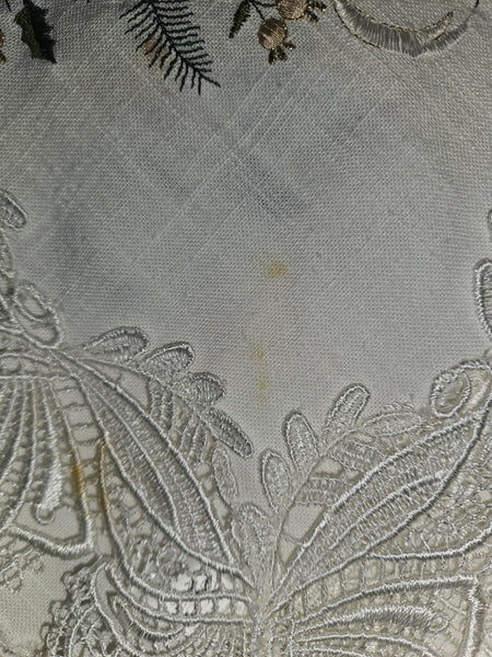 Embroidered White & Gold Christmas Candle & Bells Table Runner