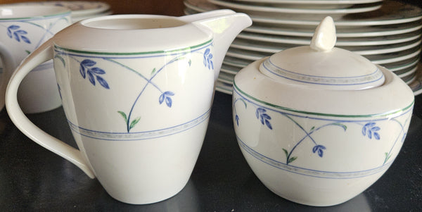 MIKASA 45 Piece Carriage House HK154 Blue & Green Floral Dish Set