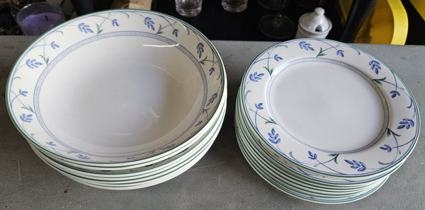 MIKASA 45 Piece Carriage House HK154 Blue & Green Floral Dish Set