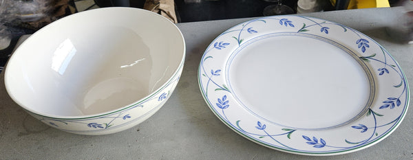 MIKASA 45 Piece Carriage House HK154 Blue & Green Floral Dish Set