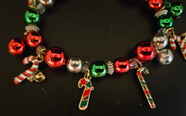 Christmas Candy Cane Stretch Bracelet