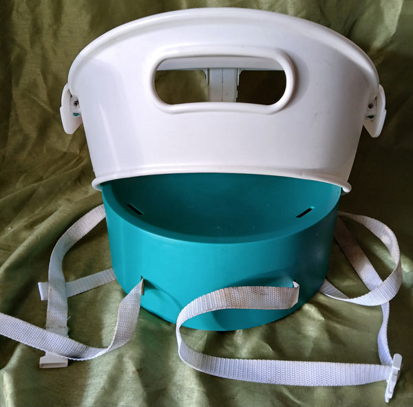 Summer Infant Sit n Style Compact Folding Booster Seat Portable Travel Highchair