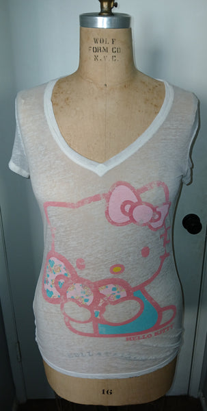 Women's Large HELLO KITTY White Graphic T-Shirt