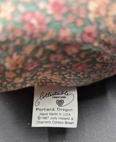 Vintage 1987 Bunny w/ Apron Plushie