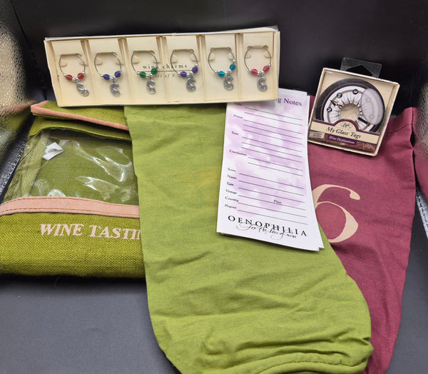 Oenophilia Wine Tasting Kit with Set of 6 Brand New Wine Glass Charms Party Set