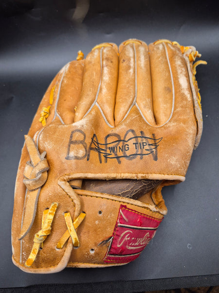 Vintage Rawlings Wing Tip LH Reggie Jackson VV59 Baseball Glove with Ball