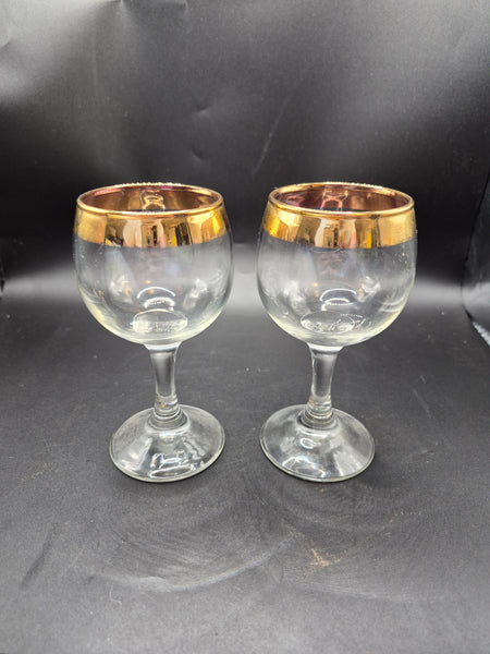 Set of 2 Vintage Gold Rim 6 oz Glass Goblets Elegant Drinking Glasses Barware