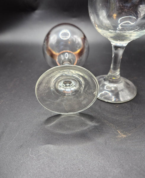 Set of 2 Vintage Gold Rim 6 oz Glass Goblets Elegant Drinking Glasses Barware