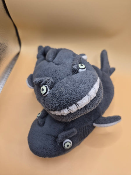 Baby / Toddler Unisex Stride Rite Size 9/10 Shark Slippers