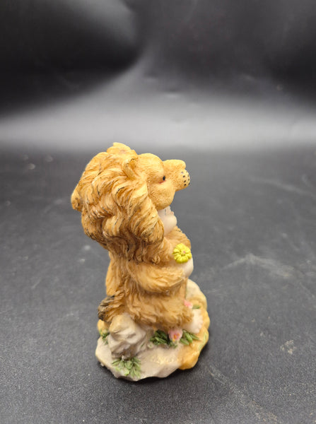 SATIS-5 Ceramic Baby in Lion Costume Figurine With Flowers Cute Decorative Figurine