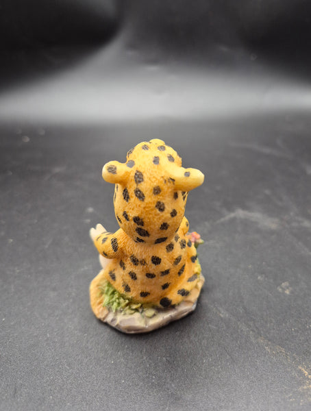 Satis-5 Ceramic Baby Tiger Costume Figurine with Flowers Cute Decorative Figurine