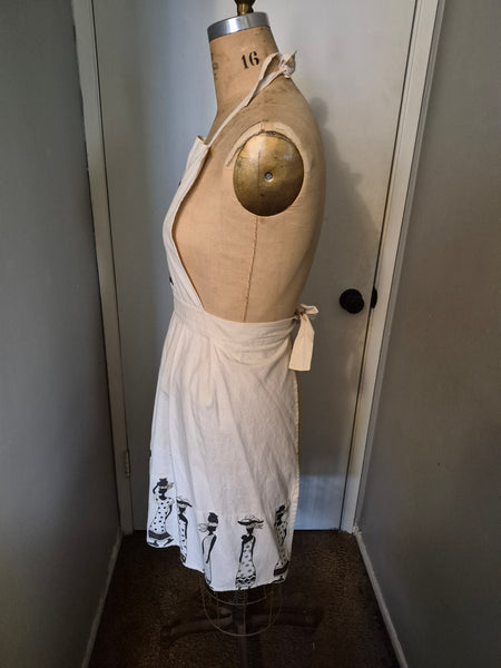 One Size Fits Most Vintage African Apron (Flaw)