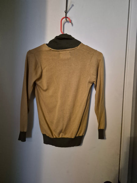 Size 7 / XL AKADEMIKS Boys Vintage Tan & Green Sweater