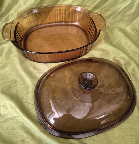 Visions Amber 4 Quart PYREX Lidded Oven Roaster Casserole Dish