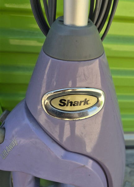 SHARK Professional Lift Away l Steam Control Mop