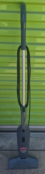 BISSELL Feather Weight Bagless Vacuum Cleaner Model 3106-L