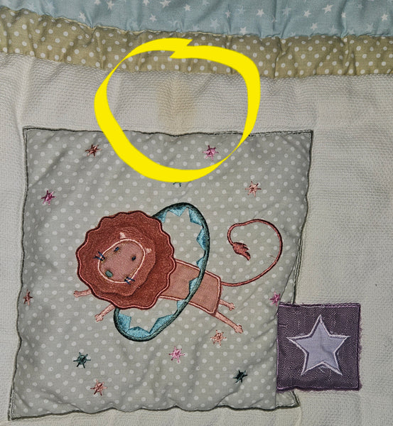 Pastel Unisex Circus Animal Infant Children's Crib Comforter (One Flaw)