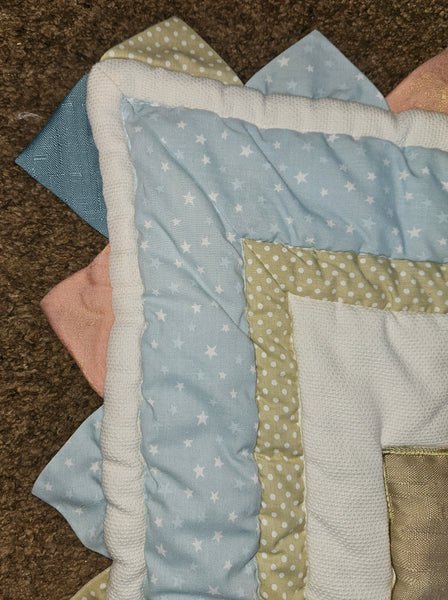 Pastel Unisex Circus Animal Infant Children's Crib Comforter (One Flaw)