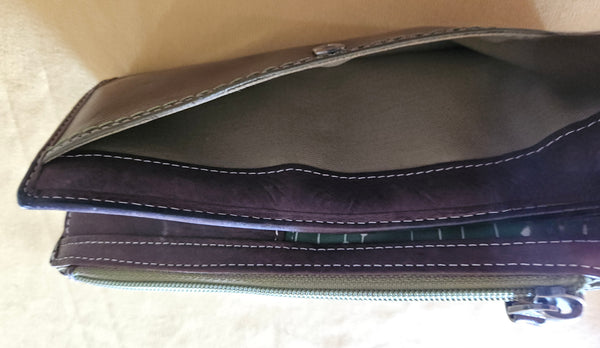 FOSSIL Brown Leather Full Size Wallet w/ Green Stitching