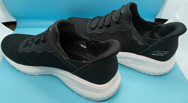 Size 8 Black Memory Foam Bob’s Skechers Slip In Shoes Women’s Comfort Walking Shoe