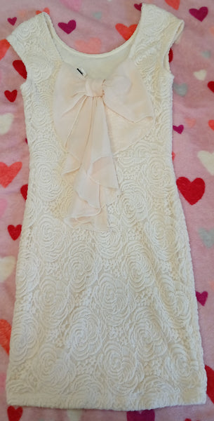 Small WINDSOR Coquette White & Pink Short Dress