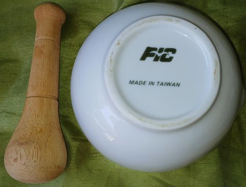 Mortar & Pestle Guacamole Set