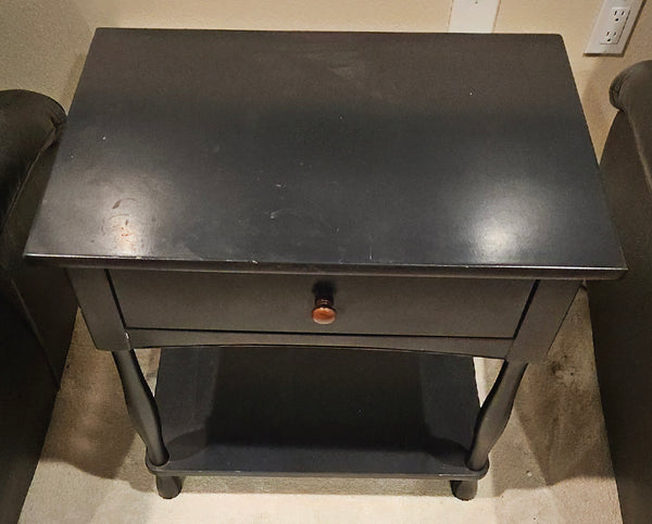 Black End Table / Side Table (READ DETAILS)