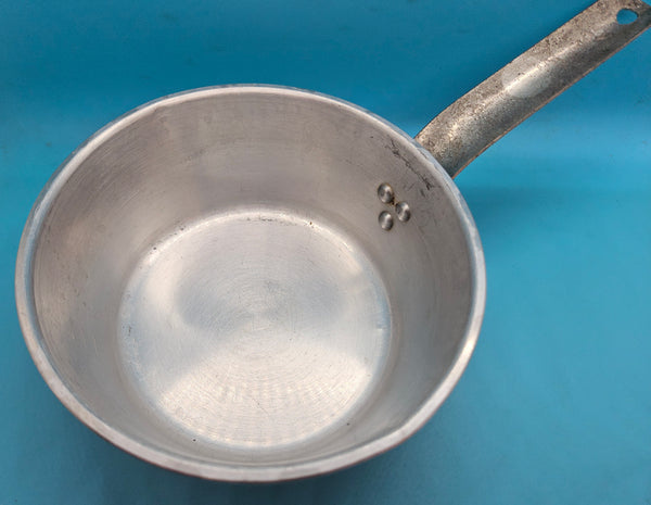 Vintage WEAR-EVER 1 Quart No 2030 3/4 Aluminum Sauce Pan