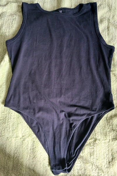 Set of 3 SHEIN CURVE 1X Black, Green & White Bodysuit