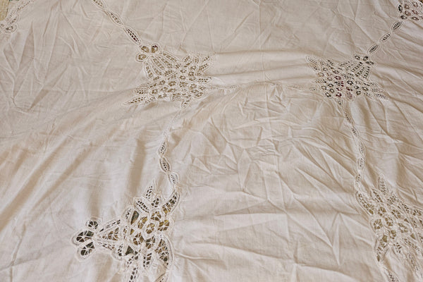 Vintage Oval 67" x 94" Cutwork Embroidery Tablecloth