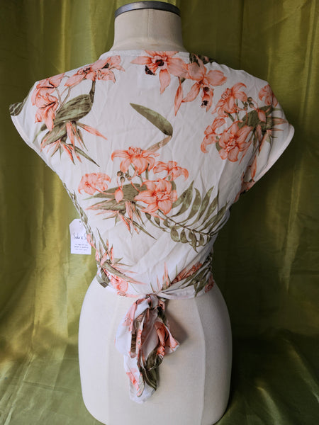 Small SADIE & SAGE Floral Wrap Top