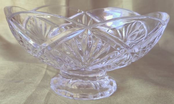 WATERFORD Crystal Scalloped Edge Fan Evie Footed Bowl