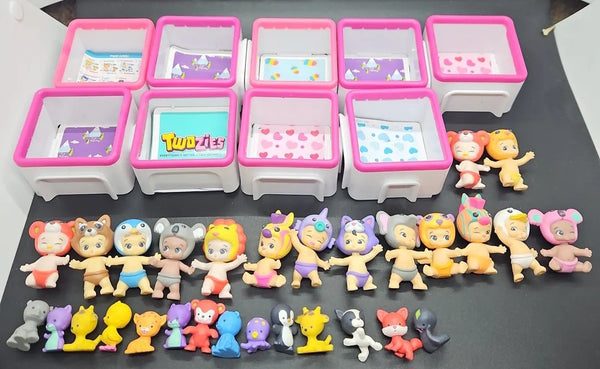 Moose Toys Season 1 2016 Twozies 39 Count Toy Lot
