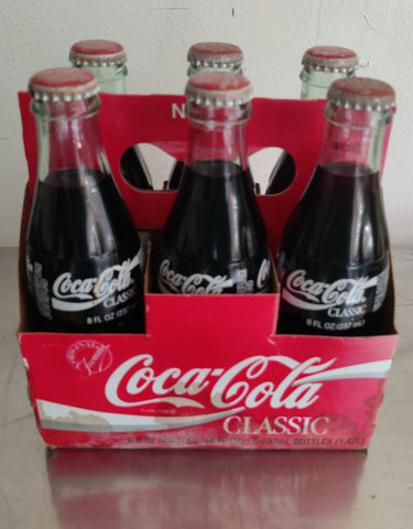 Six Pack of Vintage Collectible Coca Cola Bottles w/ Carrier (READ DETAILS)