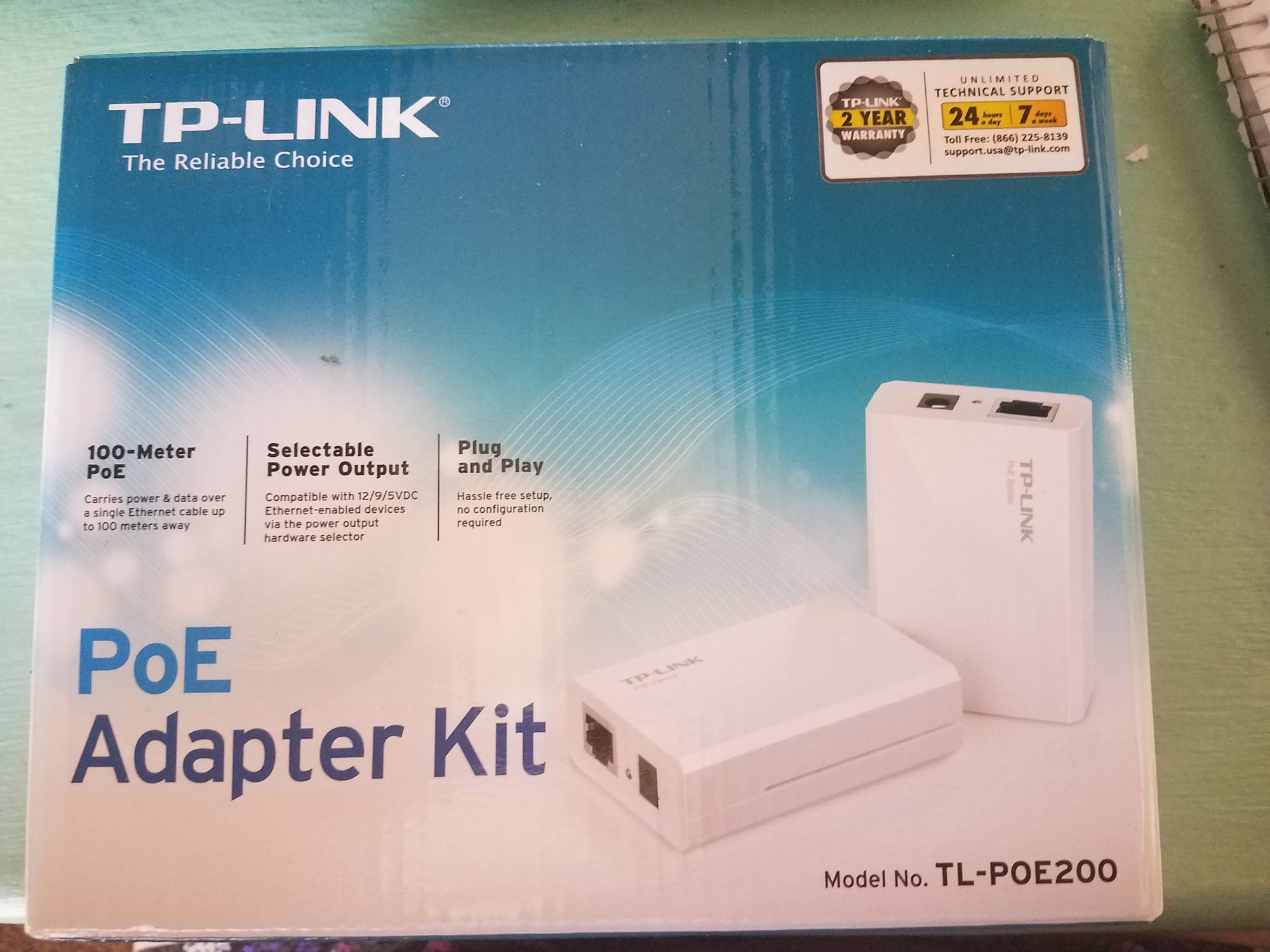 Brand New TP-Link PoE Adapter Kit Model TL-POE200