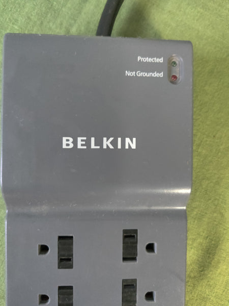 Belkin Commercial 8-Outlets Surge Suppressor