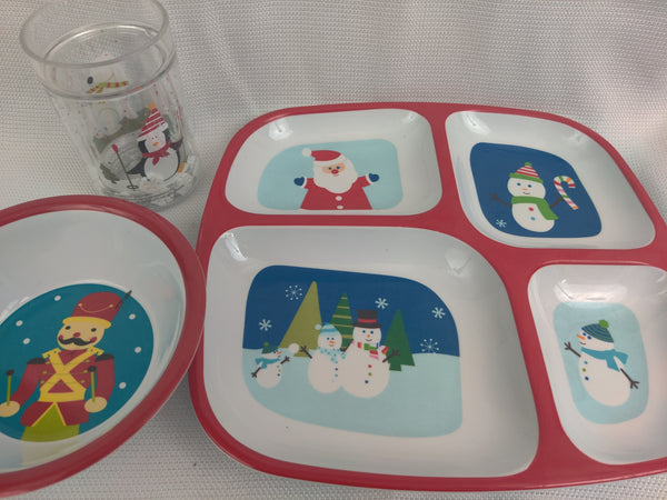 SLEDDIN HILL 12-Pc Children's Plastic Christmas Dishes (READ DETAILS)