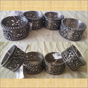 Brand New DII Silver Floral Napkin Rings